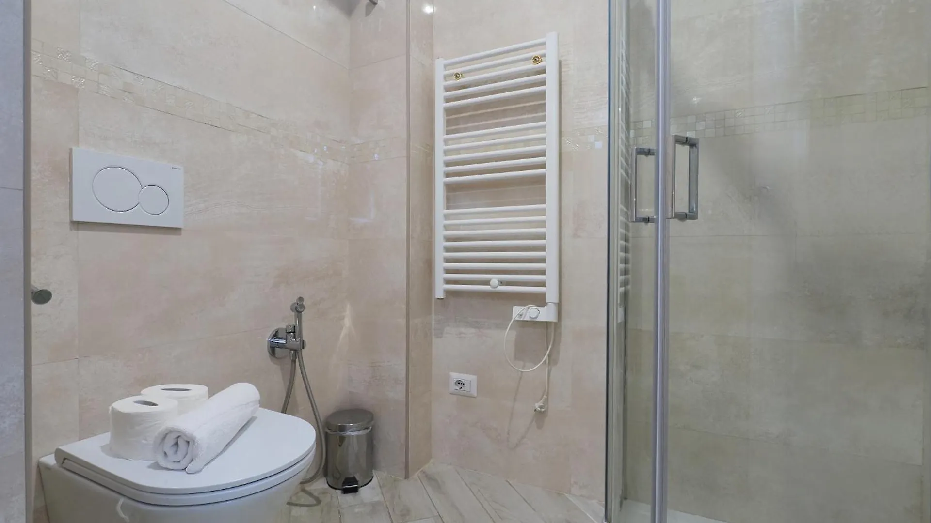 Apartament Primopiano - Napo Torriani B Mediolan